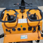 QB480 Mini Skid Steer